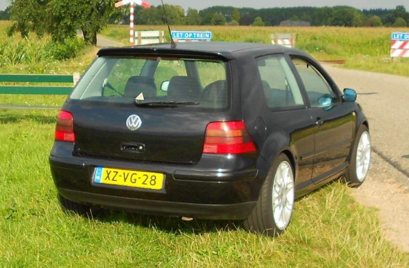 Naam: golf gti 005.jpg
Bekeken: 558
Grootte: 173,9 KB