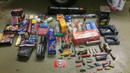 Het-vuurwerk-dat-werd-gevonden-foto-Politie-nl.jpg Het-vuurwerk-dat-werd-gevonden-foto-Politie-nl.jpg