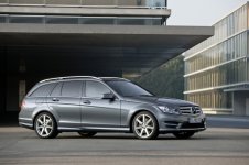 2011-mercedes-benz-c-class-estate-07.jpg