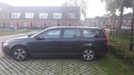 Volvo V70.jpg