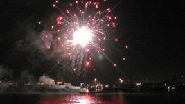 Vuurwerkshow Koningsdag Rotterdam 2015 020.jpg